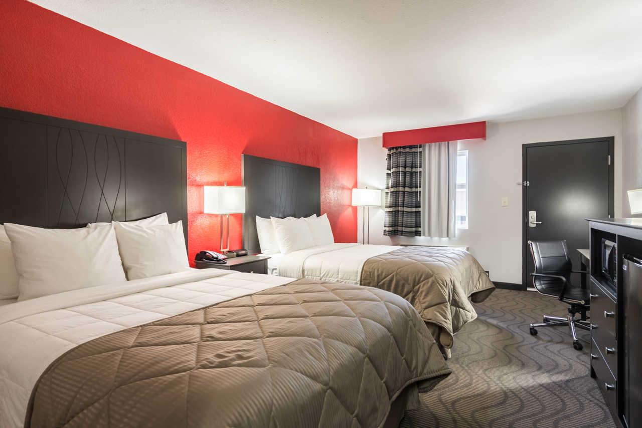 Clarion Inn & Suites Russellville I-40 Buitenkant foto